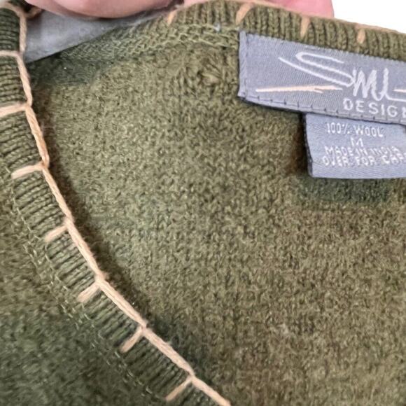Wool Sweater Vest Fall Leaves Women Vintage Size Medium Has Hole Green Autumn - Picture 10 of 16